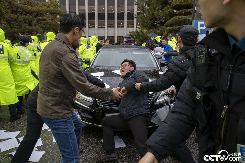 韩最大在野党对总统涉嫌煽动内乱的政治风波剖析