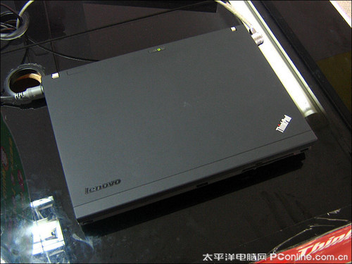 X200s屏幕，技术与设计的极致融合