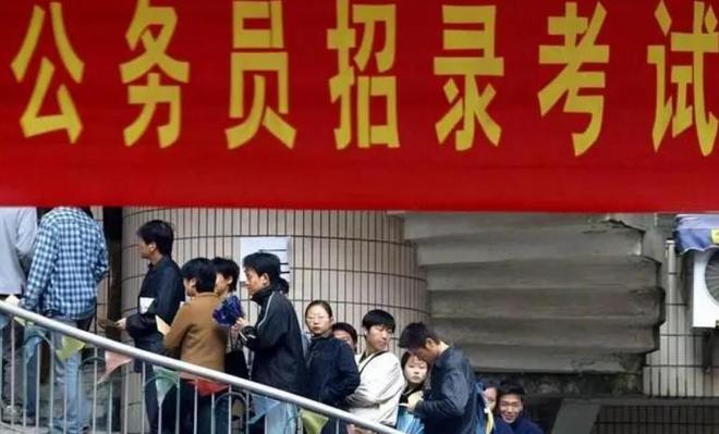 考研热潮持续升温，报名人数达388万，2025年考研竞争愈发激烈