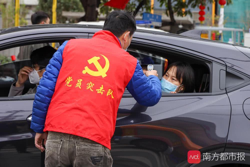 广州地铁口隔离柱，城市安全与交通管理的挑战与考量