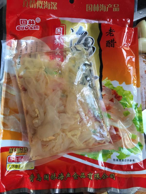 袋装海蜇皮的处理方法与食用须知，是否需要开水烫？