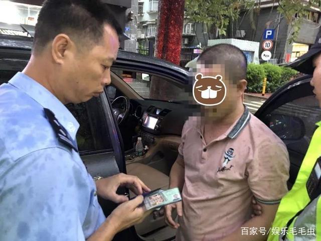 南宁一车冲卡逃逸，无视交警阻拦引发恶劣事件