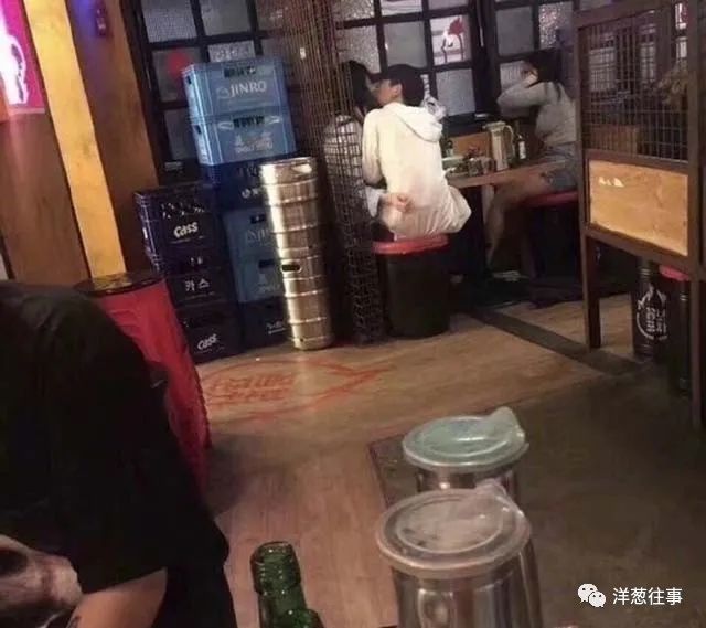 网红饭店厕所标识引发偷窥事件，背后的故事与警示反思